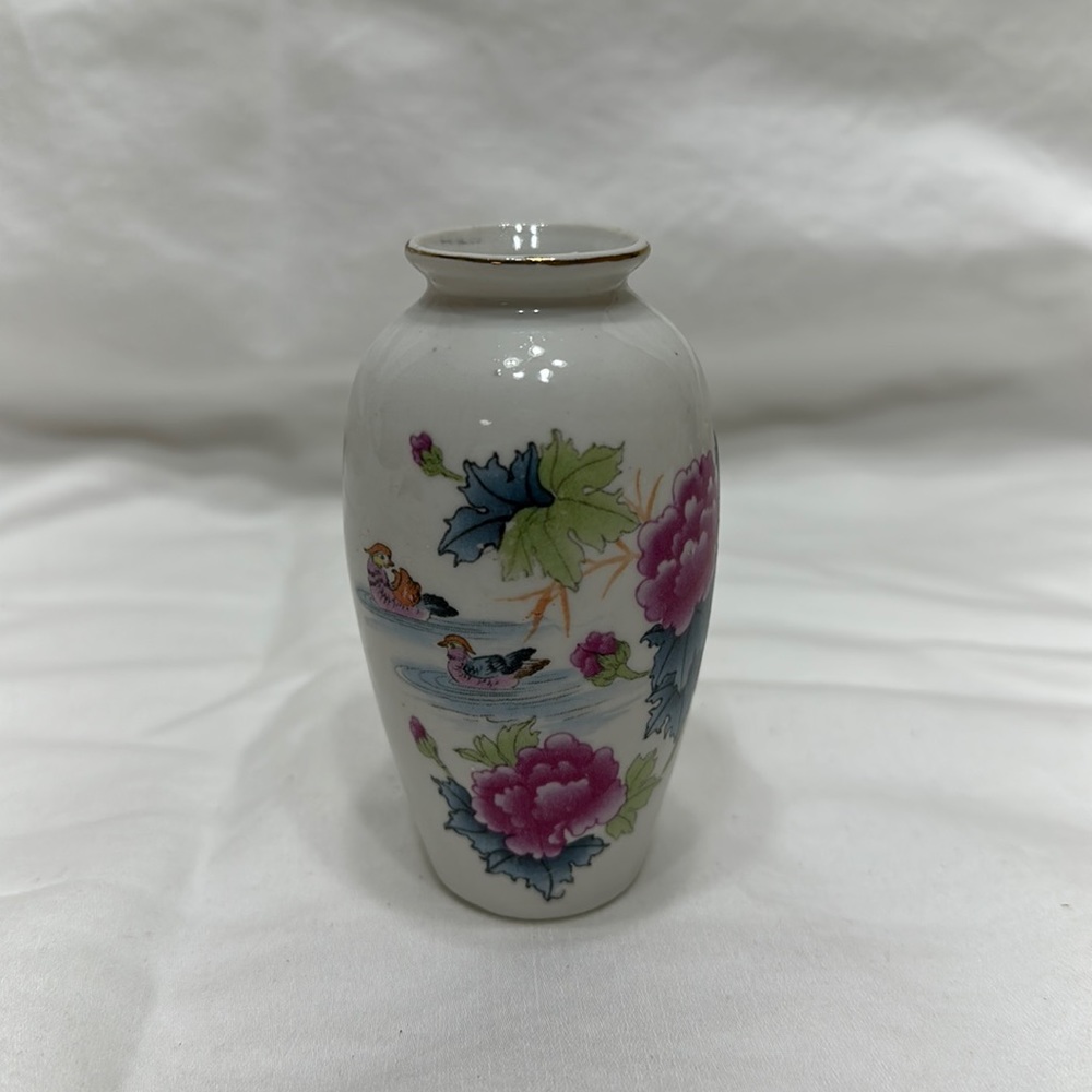 Miniature vase